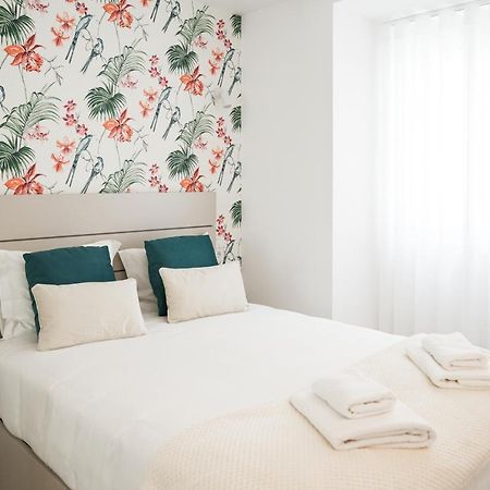 Nazare One Bedroom, 2 Mins From The Beach Exteriör bild
