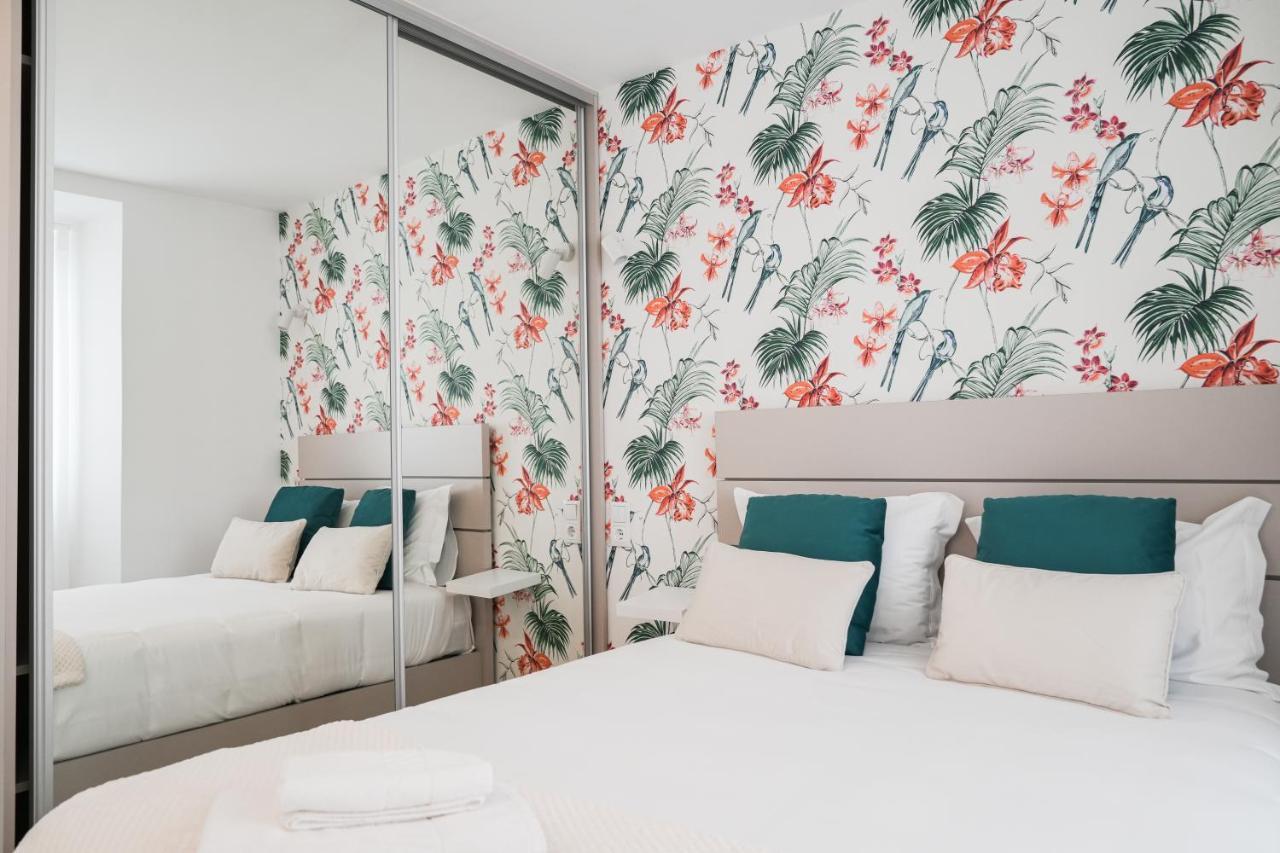 Nazare One Bedroom, 2 Mins From The Beach Exteriör bild