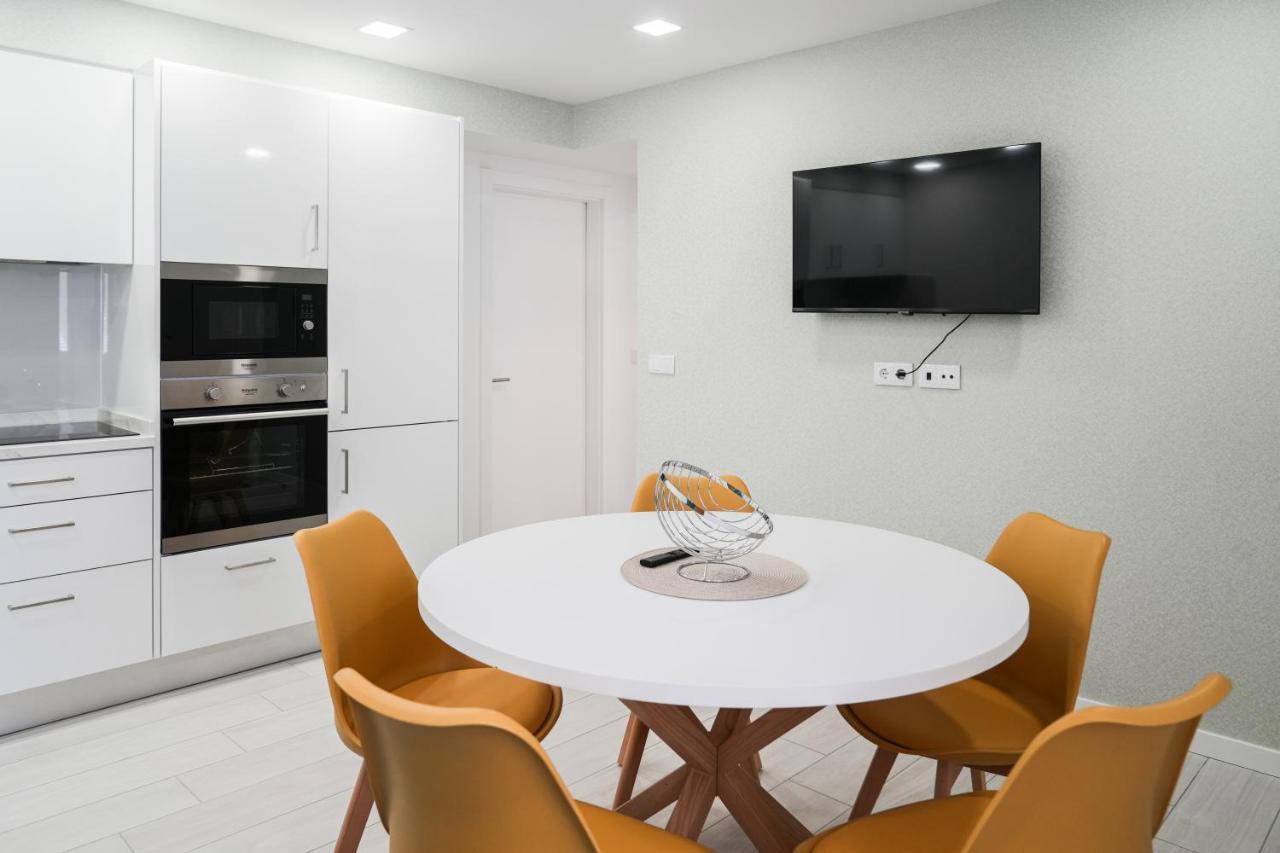 Nazare One Bedroom, 2 Mins From The Beach Exteriör bild